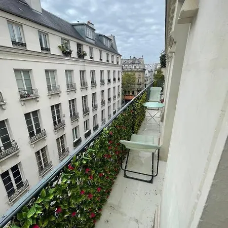 Heart Of Haussman Quiet & Balcony Apartmán